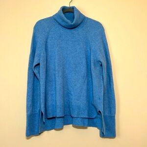 J. Crew Turtle Neck Wool Blend Sweater Size Large